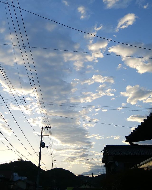 今朝の空AM5:14  パンを買いにセブンへ ＊久し振りの空 ＊最高！！！ 月曜日に相応しい！ ＊#福山神辺#空